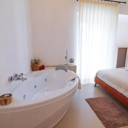 度假居 Bacchus Luxury Historic Center, Jacuzzi & Parking *