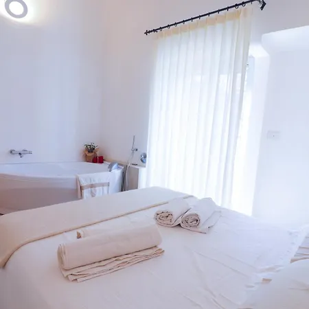度假居 Bacchus Luxury Historic Center, Jacuzzi & Parking *