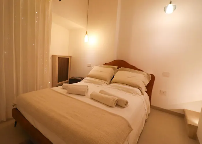 Bacchus Luxury Historic Center, Jacuzzi & Parking Prázdninový dům Otranto